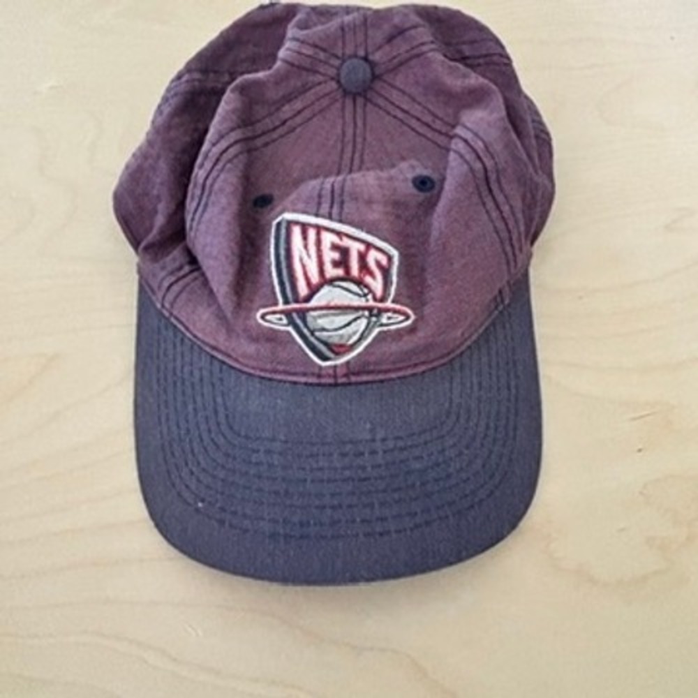 Logo Athletic New Jersey Nets Hat Mens Sz‎ OS Maroon Snapback Vintage NBA Cap